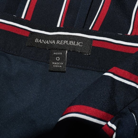BANANA Republic Pleated Skirt - Picture 5 of 5